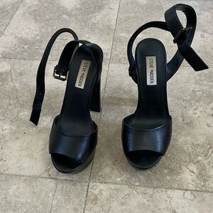 Steve Madden black heels size 7